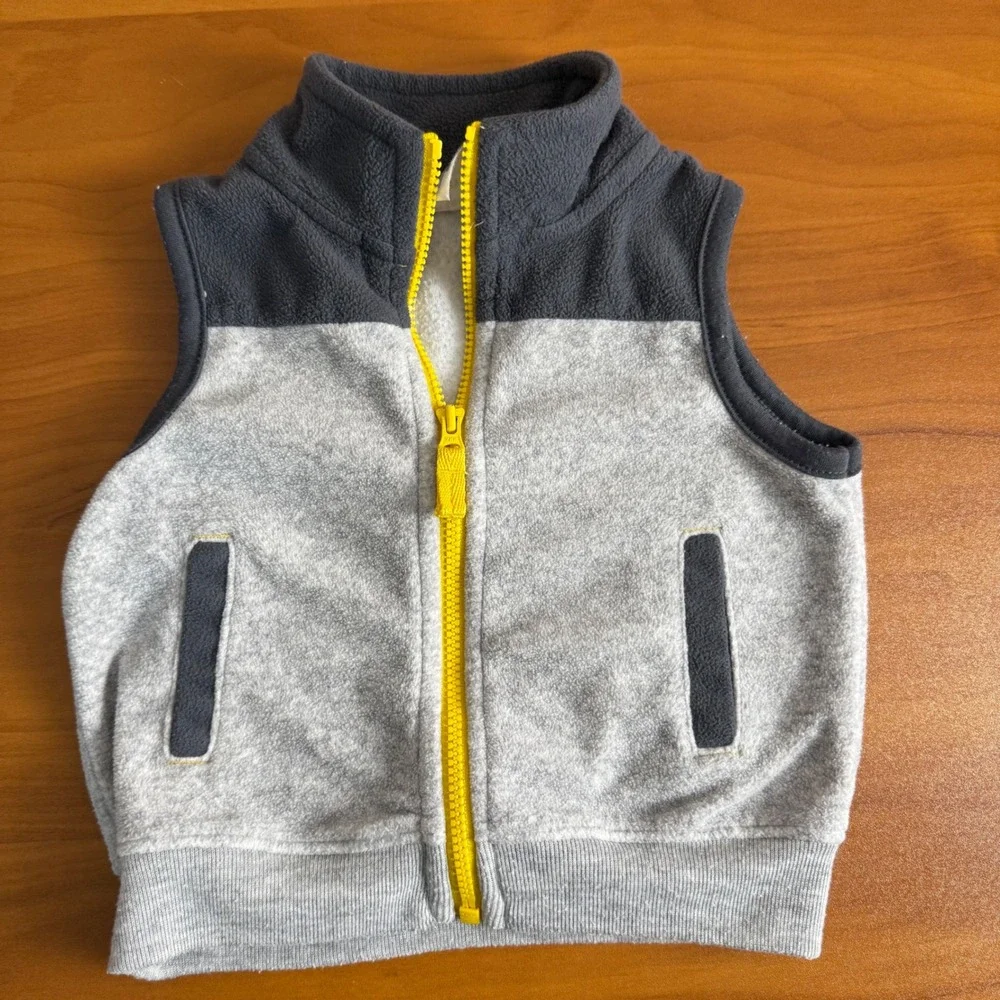 SALE Carters 6m Baby Boys Fleece Vest Winter Fair Isle and‎ Gray Yellow Zip Up